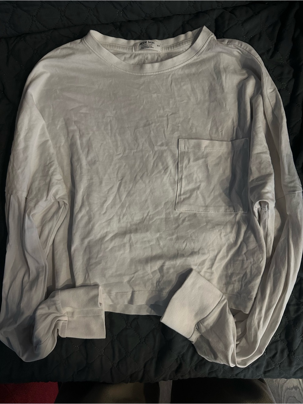 Ardene Basics White Long-Sleeve Pocket Cropped Crewneck Longsleeve Shirt